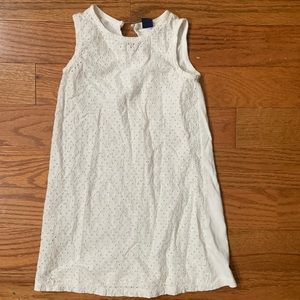 Baby Gap white eyelet dress 4 tshirt material on back
